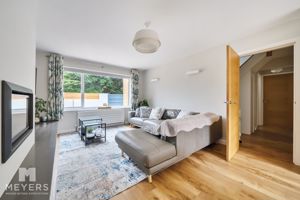 Living Room- click for photo gallery